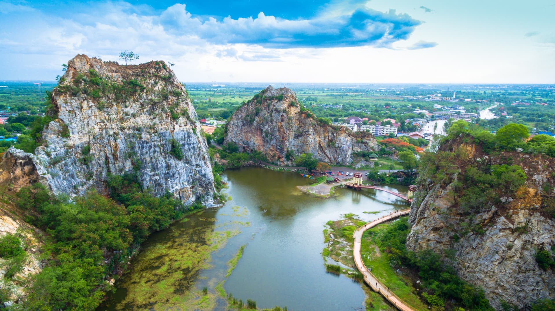 Der Khao Ngu Stone Park