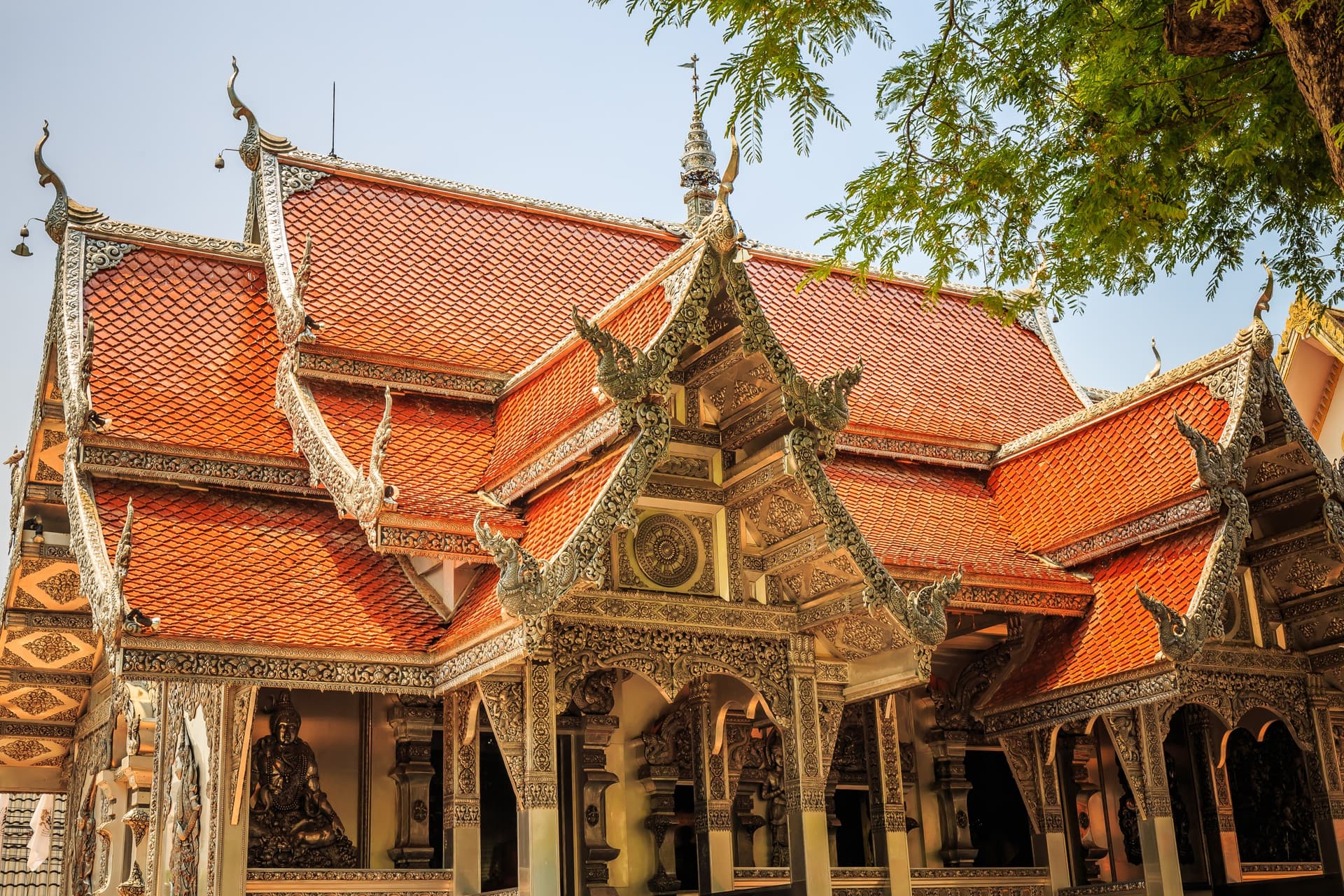 Wat Sri Suphan (Silver Temple)